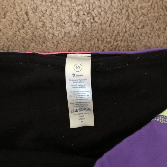 Ivivva straight leg leggings - Picture 2 of 2